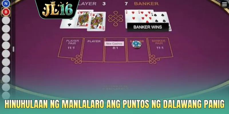 Hinuhulaan ng manlalaro ang puntos ng dalawang panig